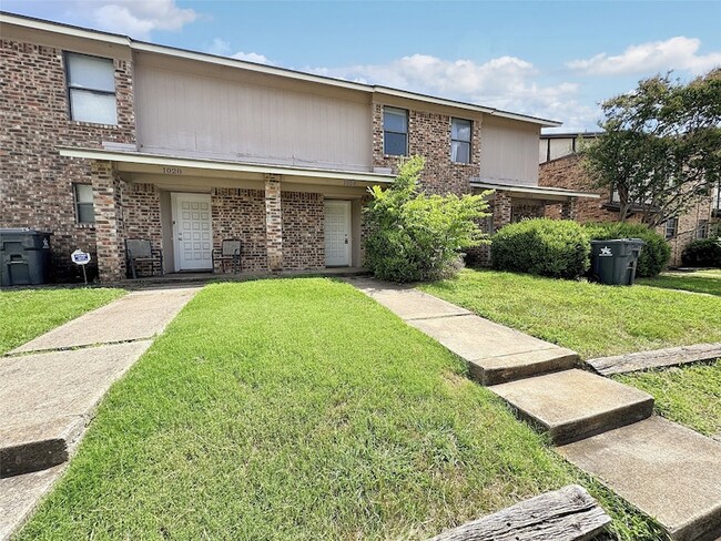 1024 Southmoor Dr