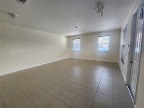 14640 SW 15th St in Pembroke Pines, FL - Building Photo - Building Photo