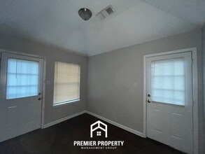 6988 Dokkum Cove in Memphis, TN - Building Photo - Building Photo