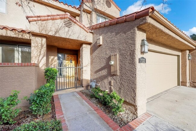 property at 7132 Mission Hills Dr