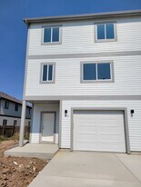 93 W Jefferson Ave in Belgrade, MT - Building Photo