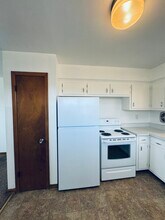 4586 S 14th St in Milwaukee, WI - Building Photo - Building Photo