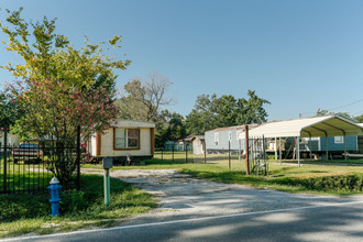 Shady Bayou in Channelview, TX - Building Photo - Building Photo