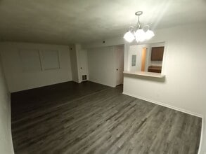 Arbor Brook Apartments in Portsmouth, VA - Foto de edificio - Interior Photo