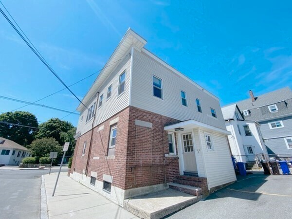 499 Medford St in Malden, MA - Building Photo - Building Photo