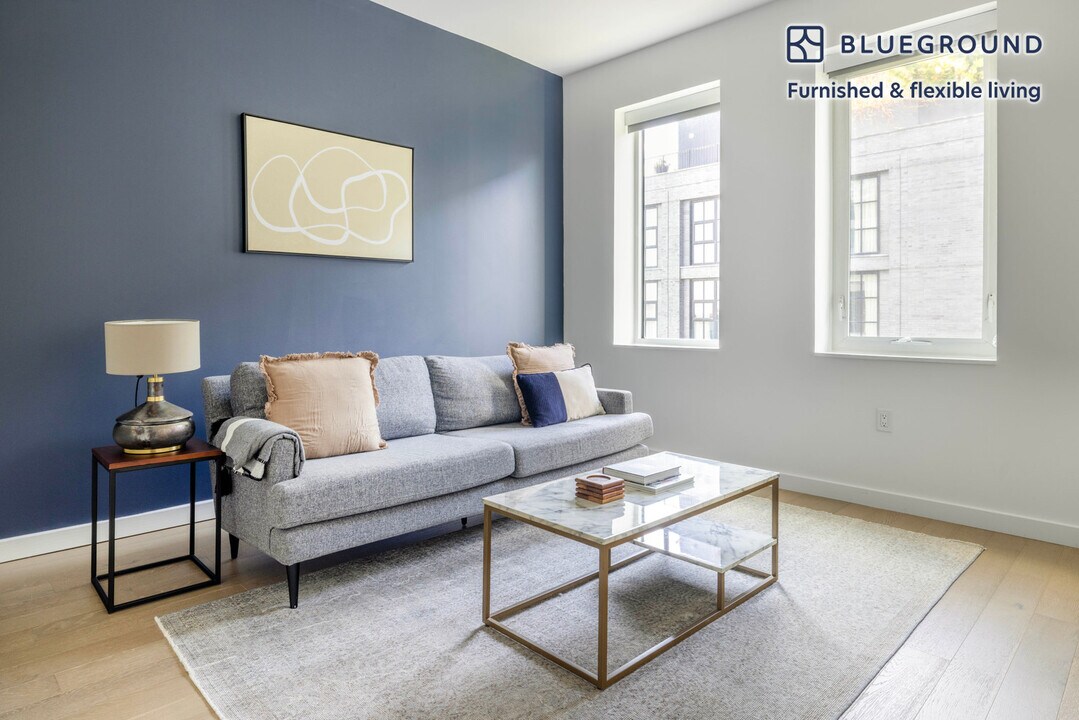 3 Tingey Sq SE-Unit -FL9-ID934 in Washington, DC - Foto de edificio