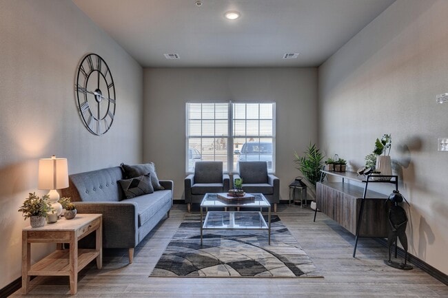 5626 W 32nd St, Unit 5626 w 32nd St