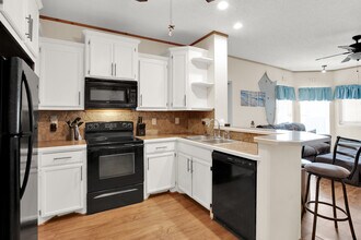 2164 Tanglewood Blvd, Unit D311 in Pottsboro, TX - Building Photo - Building Photo