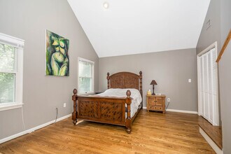 8 Patriot Way in North Reading, MA - Foto de edificio - Building Photo