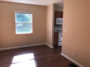 4554 Baylor Ct in Saginaw, MI - Building Photo - Building Photo