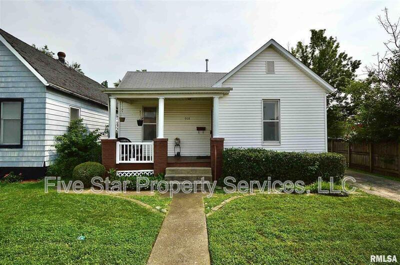 908 E Reservoir St in Springfield, IL - Building Photo