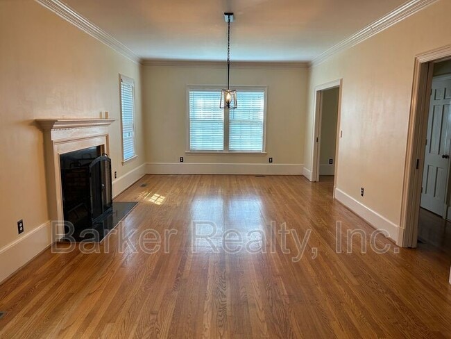 636 Palmer Dr in Sanford, NC - Foto de edificio - Building Photo