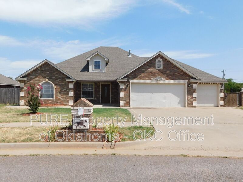 5912 Sanderling Rd in Oklahoma City, OK - Building Photo