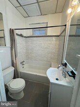 623 N 64th St in Philadelphia, PA - Foto de edificio - Building Photo