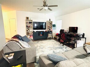 113 Star Pass in Jarrell, TX - Building Photo - Building Photo