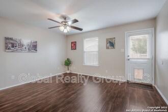 11014 Bluff Canyon in San Antonio, TX - Building Photo - Building Photo