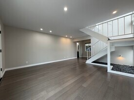 1017 Morningside Dr in Manhattan Beach, CA - Building Photo