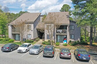 z-102125-Stonesthrow Apartment Homes in Greensboro, NC - Building Photo - Building Photo