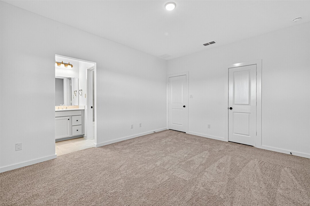 10934 White Mist Dr in Missouri City, TX - Foto de edificio