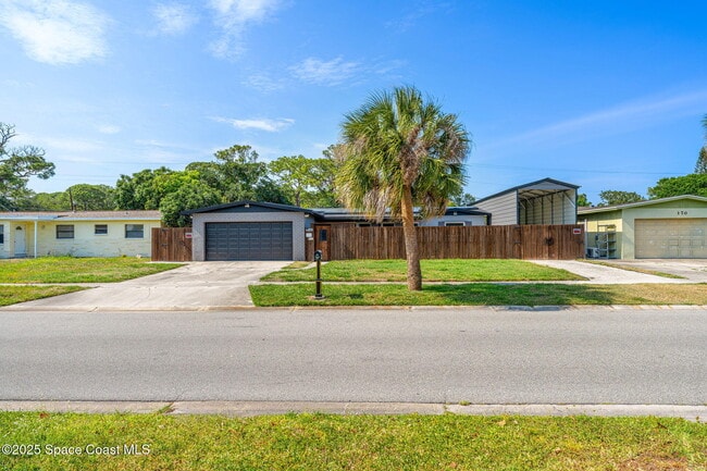 180 Melbourne Ave in Merritt Island, FL - Building Photo - Building Photo