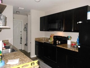 206 Royal St in Cleburne, TX - Building Photo - Building Photo