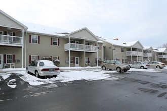 Jefferson Park Senior Apartments in Fairport, NY - Building Photo - Building Photo