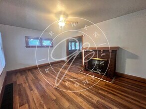 4032 Caroline Ave in Toledo, OH - Building Photo - Building Photo