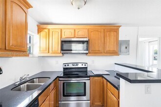 6221 NW Miami Ct in Miami, FL - Building Photo - Building Photo