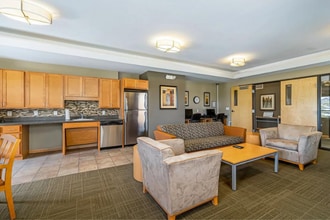 Prairie Winds Apartments in Des Moines, IA - Building Photo - Building Photo