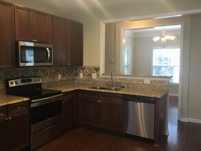 3204 Neuse Crossing Dr in Raleigh, NC - Building Photo - Building Photo