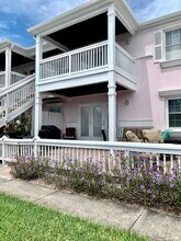 4834 Beach Dr SE, Unit A in St. Petersburg, FL - Building Photo - Building Photo