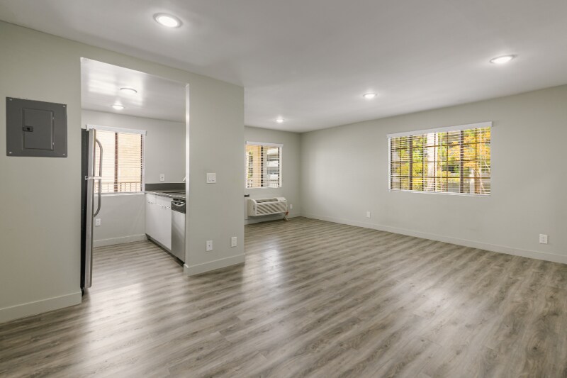 1535 N Kenmore Ave in Los Angeles, CA - Building Photo