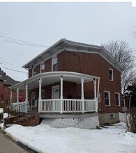 7 Mulberry St in Middletown, NY - Building Photo - Building Photo