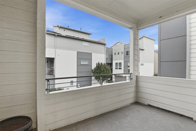 property at 2733 Eado Edge Ct