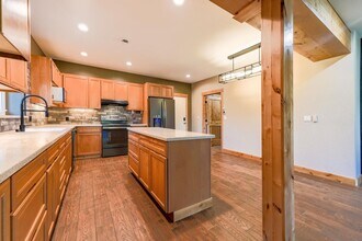 780 Foxview Rd in Fairbanks, AK - Building Photo - Building Photo