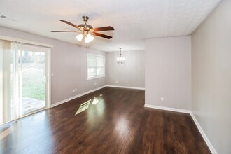 2887 Botany Dr in Jonesboro, GA - Building Photo - Building Photo