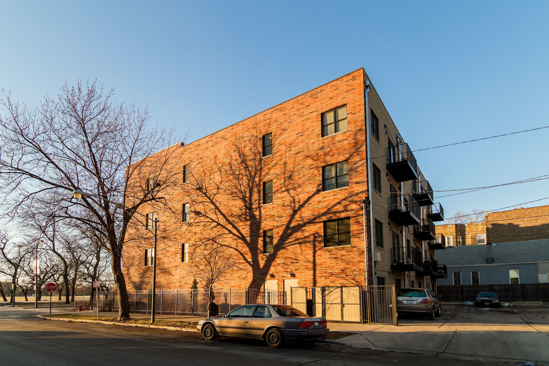 1655-1659 S California Ave in Chicago, IL - Building Photo