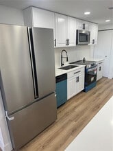 761 E Coco Plum Cir in Plantation, FL - Building Photo - Building Photo