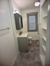 113 Harrison St, Unit Apartment 113-1 in Oak Park, IL - Building Photo - Building Photo