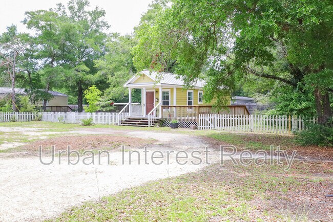 161 Caswell Branch Rd in Freeport, FL - Building Photo - Building Photo