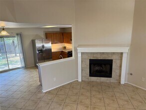 121 Ansleys Way in Kyle, TX - Building Photo - Building Photo