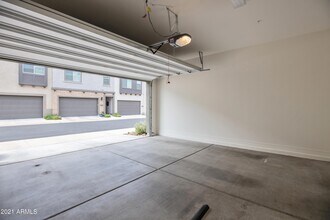 7358 E Casitas Del Rio Dr in Scottsdale, AZ - Building Photo - Building Photo