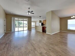 6815 Francis Dr in Apollo Beach, FL - Building Photo - Building Photo