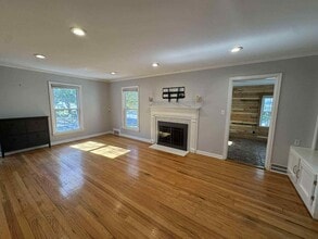 400 E 65th St in Kansas City, MO - Building Photo - Building Photo