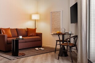 77 9th St E, Unit ID1459966P in St. Paul, MN - Building Photo