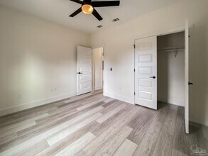 440 Hancock Ln in Pensacola, FL - Building Photo - Building Photo