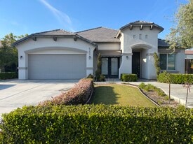 5202 Phisto Pl in Bakersfield, CA - Building Photo