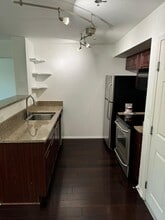 1970 Columbia St in San Diego, CA - Foto de edificio - Building Photo