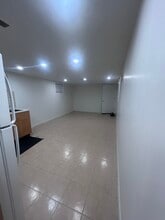 41 Cartwright Av in Toronto, ON - Building Photo - Building Photo