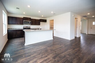 9300 Cotton Field Cir in Tuscaloosa, AL - Foto de edificio - Building Photo